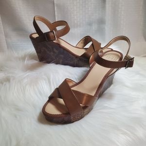 Mootsies Tootsies Wedges Sz 9 brown